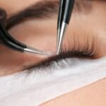 How to Remove Eyelash Extensions Safely At Home