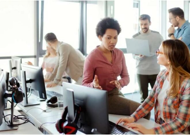 How to Choose the Right Platform for Your Webshop Development